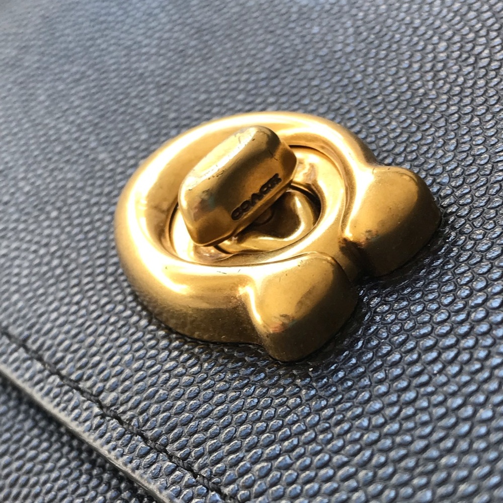 Coach Alexa Turnlock Crossgrain Leather Clutch Chain Crossbody Purse - Picture 12 of 16